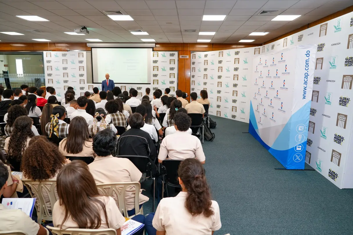 Asociación Cibao presenta calendario de actividades para la Semana Económica y Financiera del BCRD