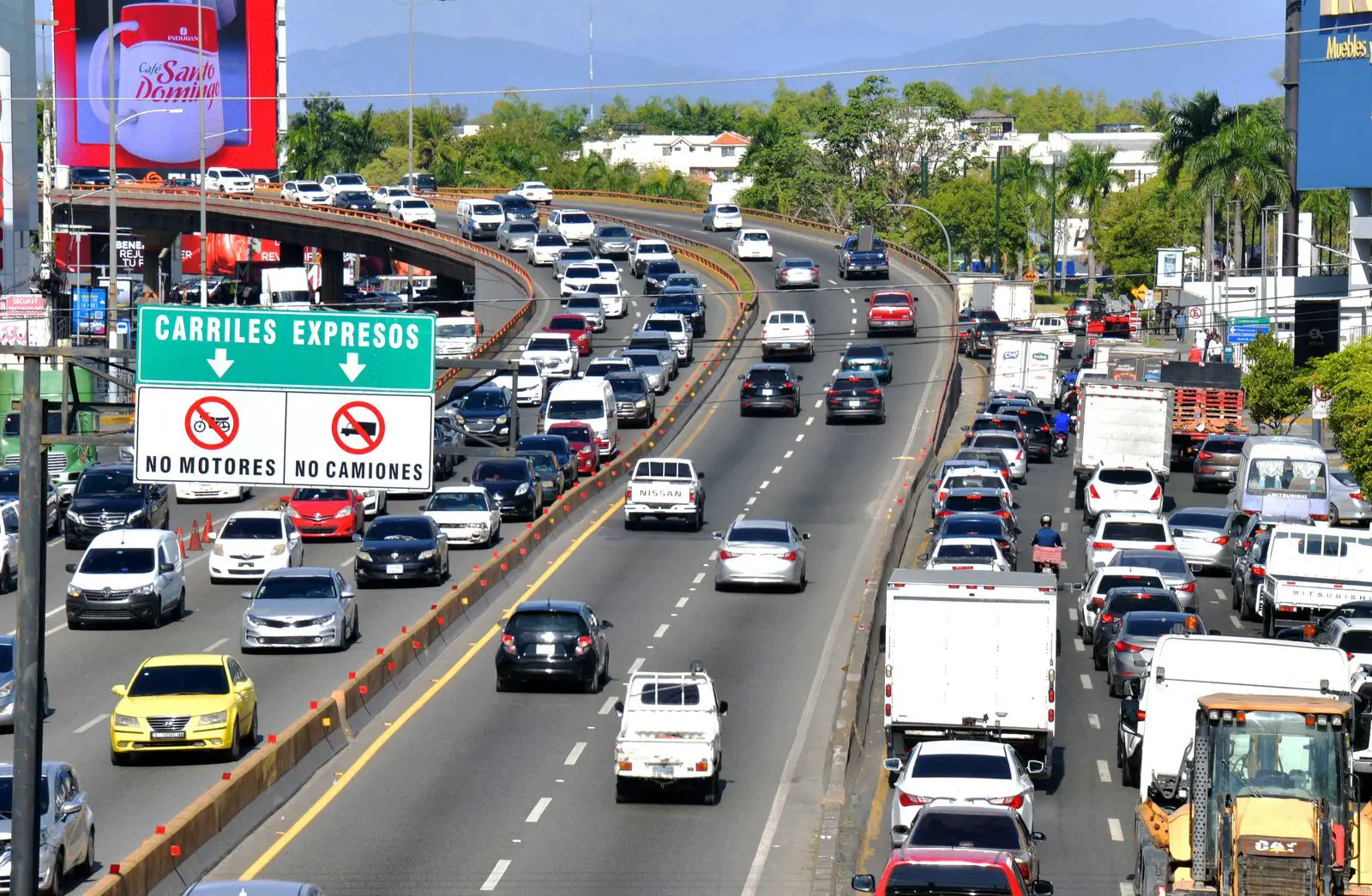 MOPC cerrará a partir de este lunes 45 pasos a desnivel y puentes en el Gran Santo Domingo por mantenimiento