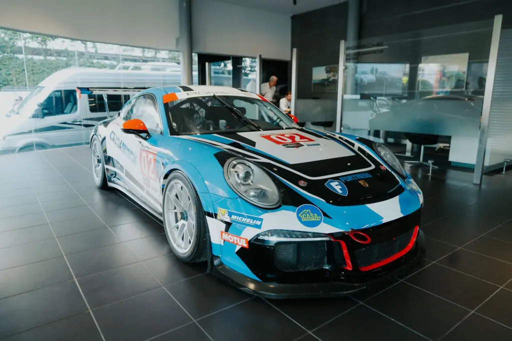 Porsche Santo Domingo presenta los vehículos del GT Challenge