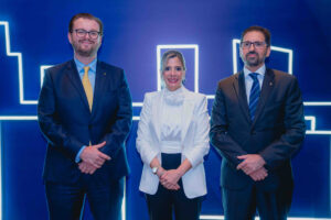 Dimitri Maleev, Denisse Peña y Alejandro Pilar. FUENTE EXTERNA