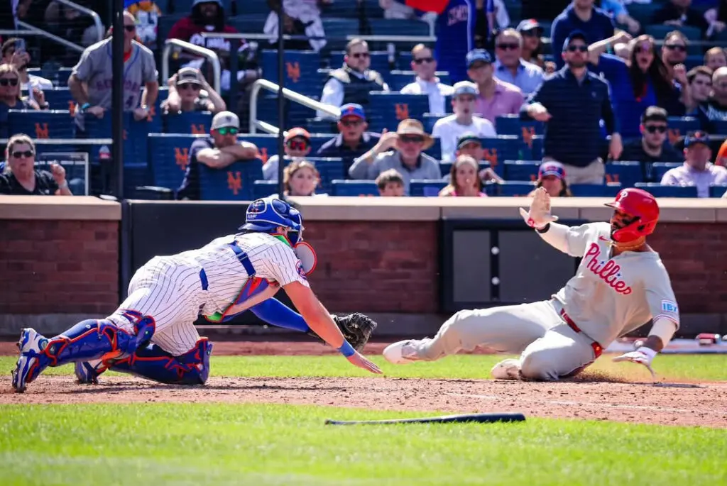 Juan Soto revienta a Castellanos con tiro en el clutch