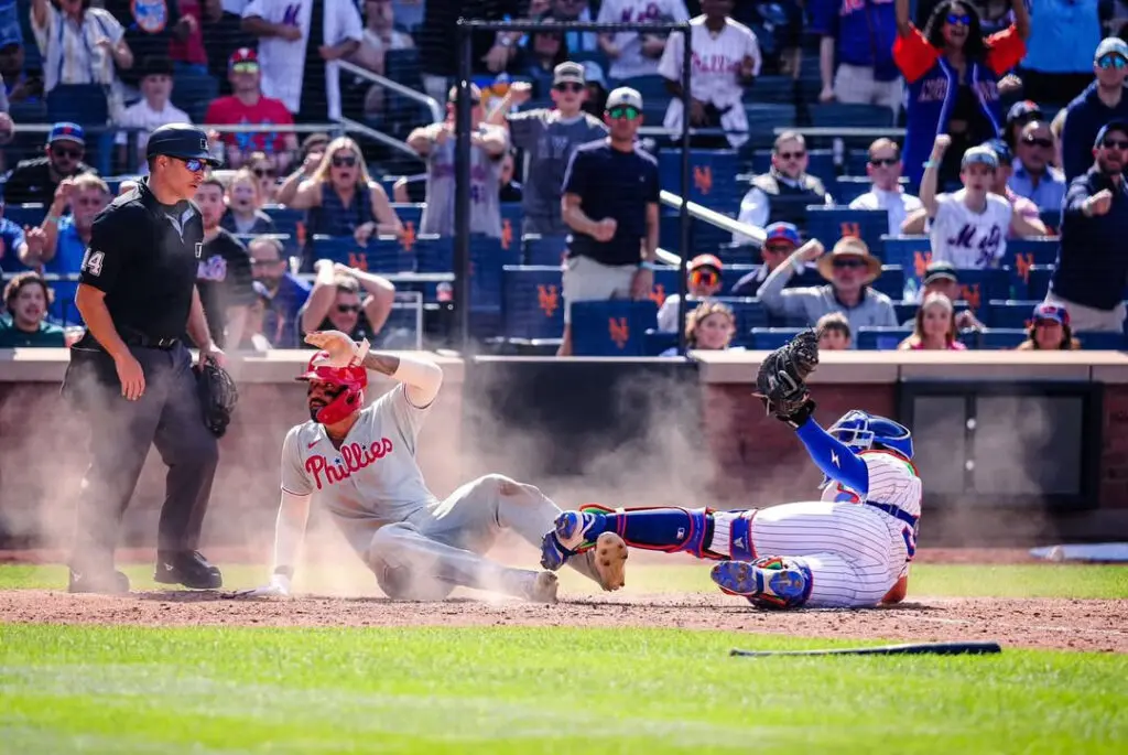 Juan Soto revienta a Castellanos con tiro en el clutch
