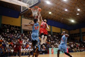 Leones de Santo Domingo jugarán en el club Mauricio Báez para la temporada 2025 de la LNB