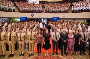 Vicepresidenta Raquel Peña encabeza graduación de 3,048 nuevos policías