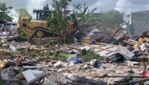 Propietarios recuperan terrenos invadidos por haitianos en Matamosquito, Bávaro