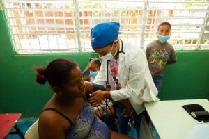 Desarrollo de la Comunidad lleva servicios sociales a San Juan