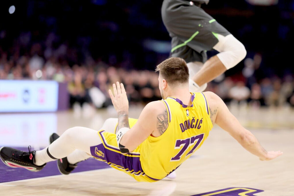 Doncic no salvó a los Lakers