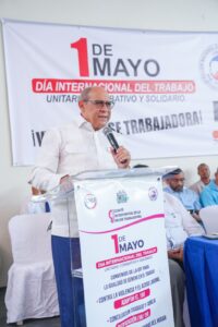 Rafael Santos Badía reconoce el legado de los líderes sindicales
