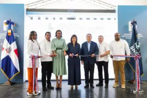 Raquel Peña entrega emergencia, quirófano y cuidados intensivos en el Materno Infantil de Higüey