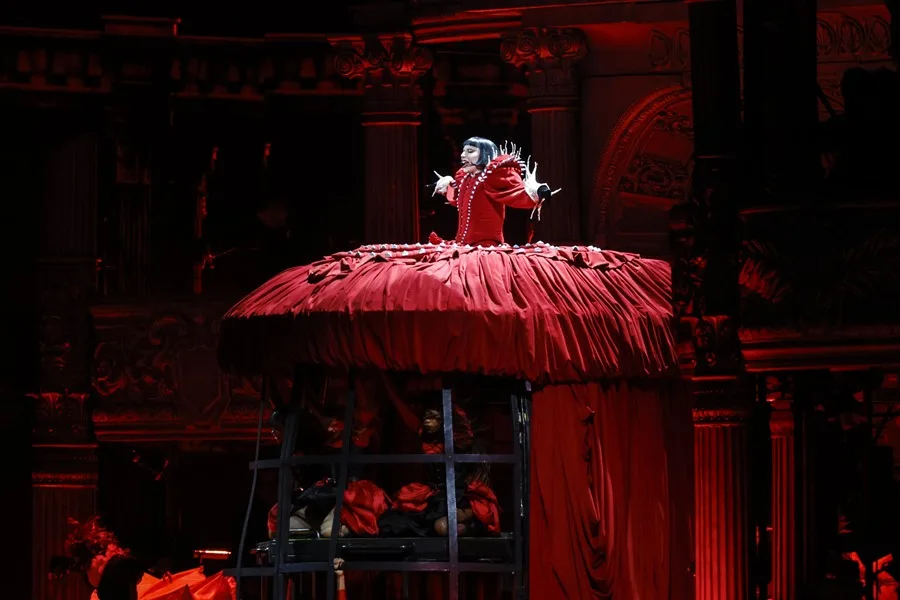 Lady Gaga enloquece a 2,1 millones de fanáticos con su ‘ópera gótica’ en Copacabana