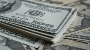 Precio Dólar Paralelo y Dólar BCV en Venezuela 5 de mayo de 2025