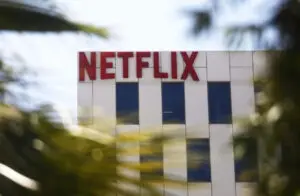 La propuesta de Trump de imponer aranceles del 100% a las películas producidas fuera de Estados Unidos amenaza la posición de Netflix