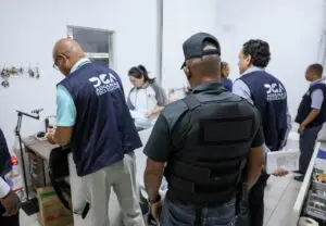 Aduanas continúa sin cesar las fiscalizaciones a comercios chinos