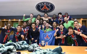 Celebración del PSG tras vencer al Arsenal en Champions League 2025