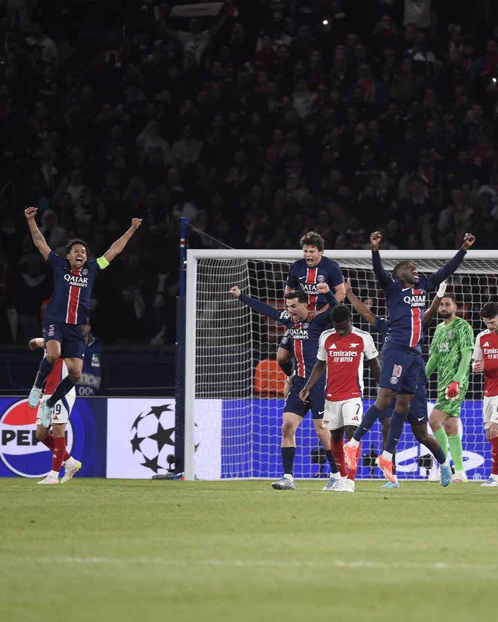 Celebración del PSG tras vencer al Arsenal en Champions League 2025
