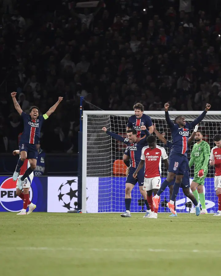 Celebración del PSG tras vencer al Arsenal en Champions League 2025