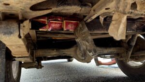 Incautan 76 mil cigarrillos de contrabando ocultos en el chasis de una camioneta