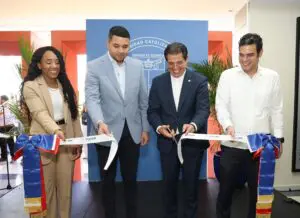PUCMM celebra exitosamente su feria de empleo “Invest in Yourself”