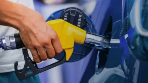 Combustibles de mayor uso seguirán al mismo precio