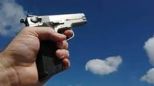 Joven resulta herida de bala durante riña en Esperanza