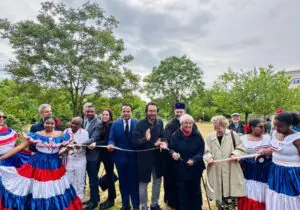 Milán inaugura jardín en honor a las Hermanas Mirabal