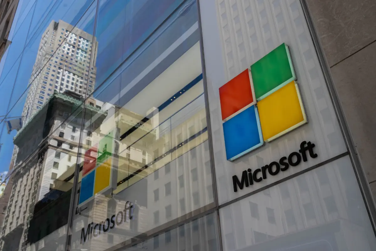 La decisión de Microsoft refleja una tendencia más amplia en la industria tecnológica