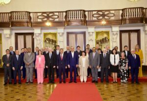 Presidente Abinader recibe la Declaración de Santo Domingo tras culminar la XXII Cumbre Judicial Iberoamericana