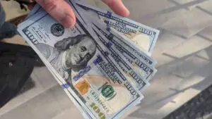 Precio del dólar hoy en RD 17 de mayo 2025: compra y venta