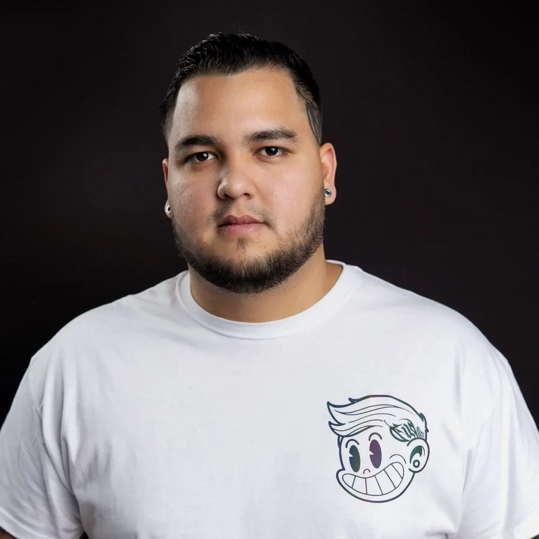 Jesser Escobar: uniendo el realismo y el surrealismo en el tatuaje contemporáneo