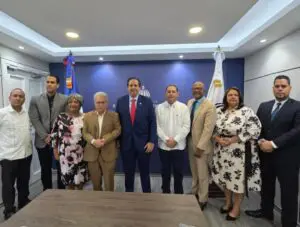 CMD suspende marcha tras acuerdos con el ministro de salud y directores de SNS