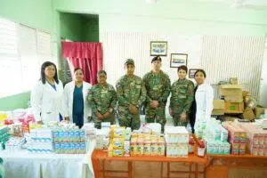 Operativo médico del MIDE impacta miles de personas en Santiago