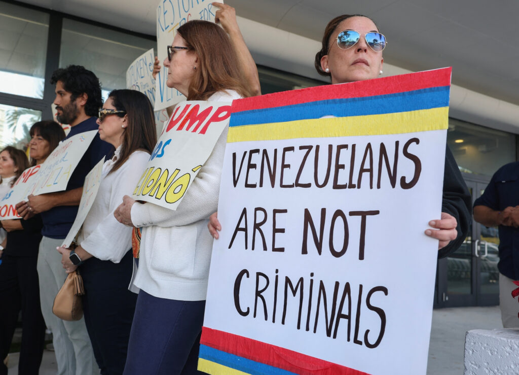 EE.UU. pone fin al TPS para venezolanos: ¿qué hacer ahora?