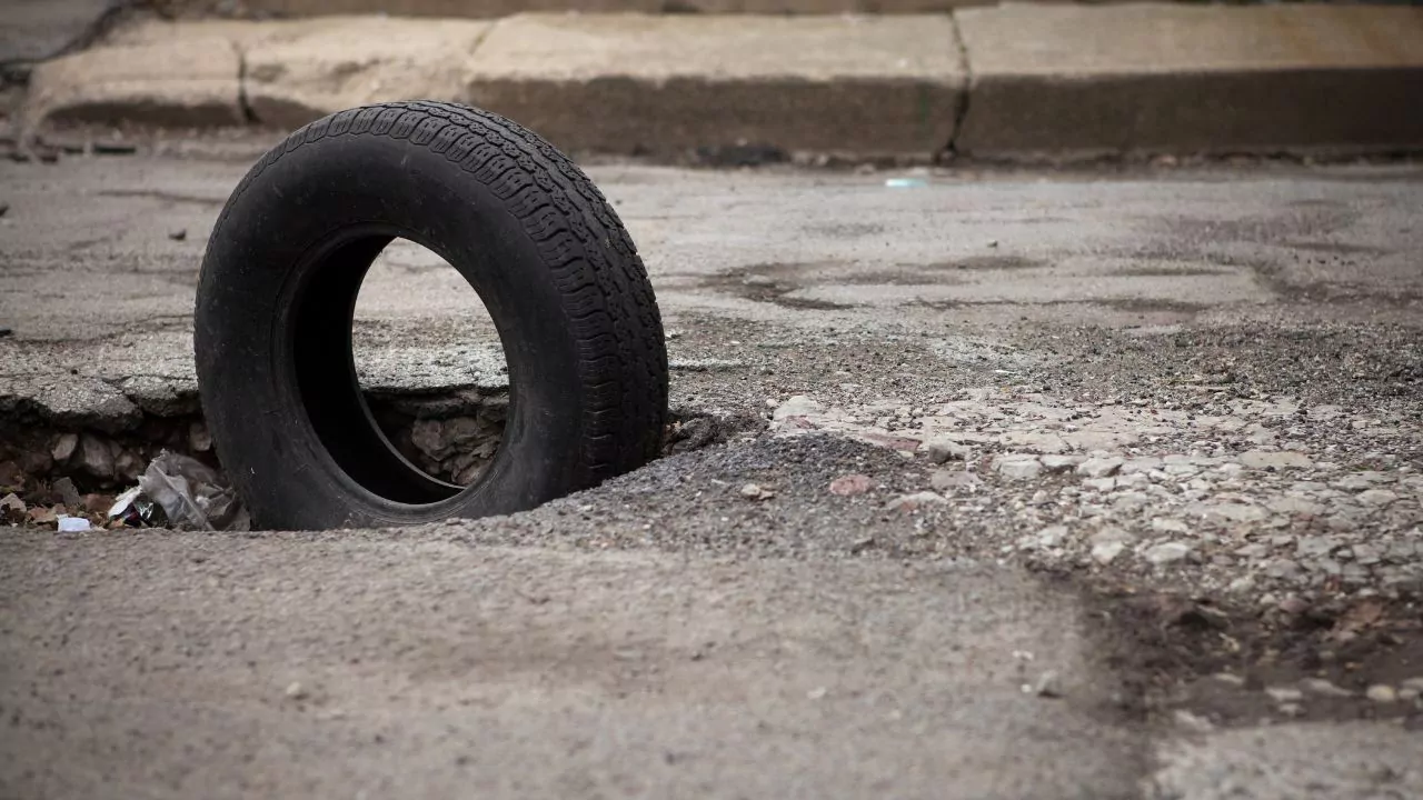 Residentes de Santo Domingo Este y Norte reclaman asfaltado de calles deterioradas (Foto Externa)