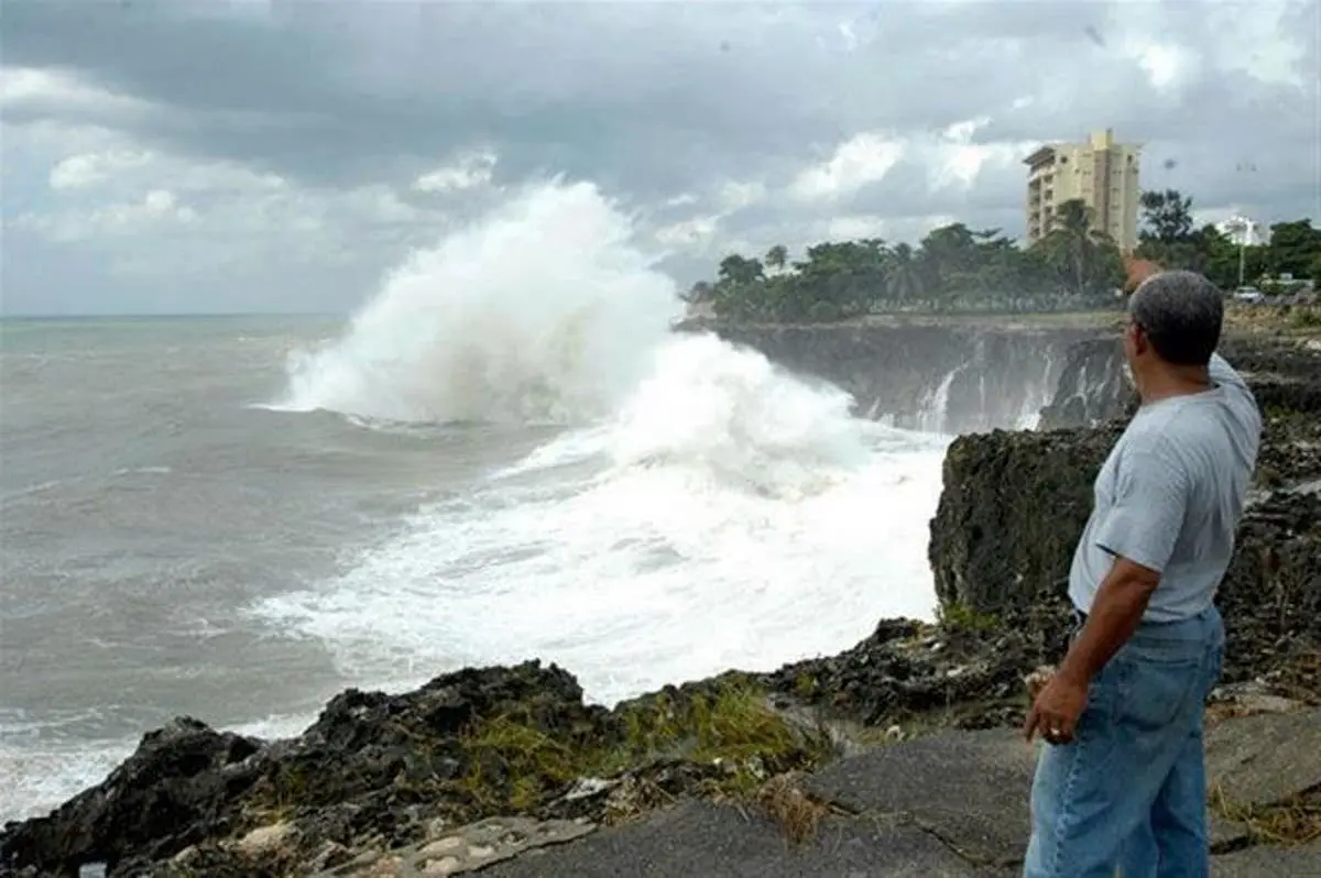 COE advierte sobre oleaje anormal en la costa sur
