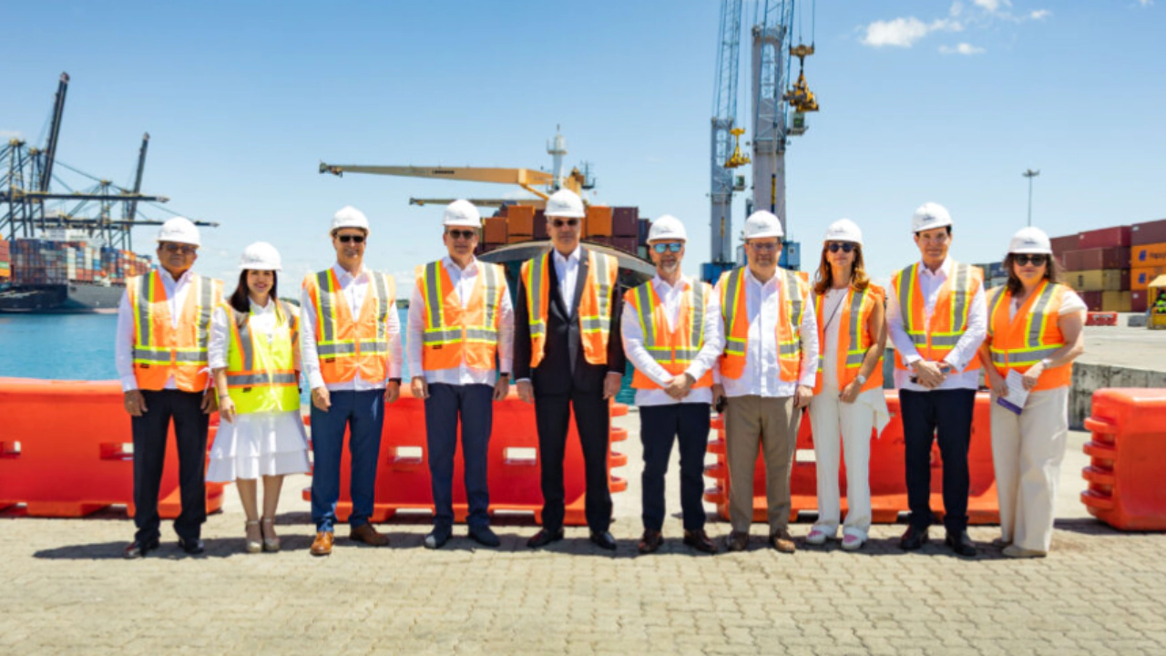 Gobierno y DP World acuerdan inversión de US$760 millones 