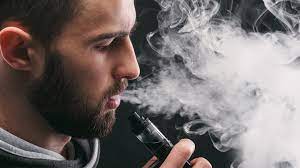 Joven sufre graves heridas tras explosión de vaper en Moca