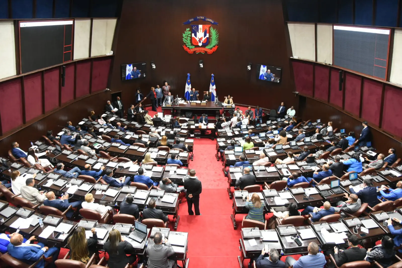 Congreso quiere dejar “listos” 20 proyectos importantes antes de concluir la legislatura