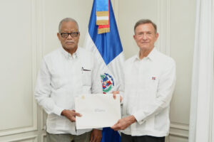 Emmanuel Fritz se presentó en febrero ante el canciller Roberto Álvarez