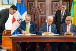 Senado de la República Dominicana y Parlamento de Jamaica firman acuerdo para el desarrollo de relaciones interparlamentarias