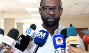 Diputado Carlos de Pérez denuncia irregularidades judiciales del MP en La Romana