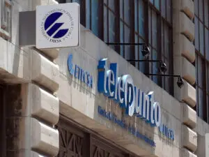 Aumento de las tarifas del internet genera críticas en Cuba