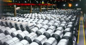 Trump eleva al 50 % los aranceles al acero y aluminio