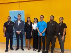 De izq a der. Jose Grullon, Martin Marcaida, Maximiliana Manzueta, Nicole Hernández, Fernando Lloret, Jose Reinoso y Haren González