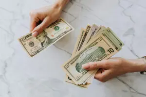 Precio Dólar Paralelo y Dólar BCV en Venezuela 5 de junio de 2025