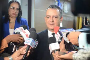 El presidente de la JCE, Román Jaquez Lirianzo, detalló cómo se entregará la nueva cédula