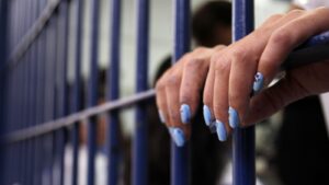 Detienen mujer tras asesinar a su pareja sentimental
