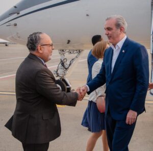 Abinader llega a Ginebra, Suiza, para participar en el Foro Anual de la Coalición Mundial para la Justicia Social