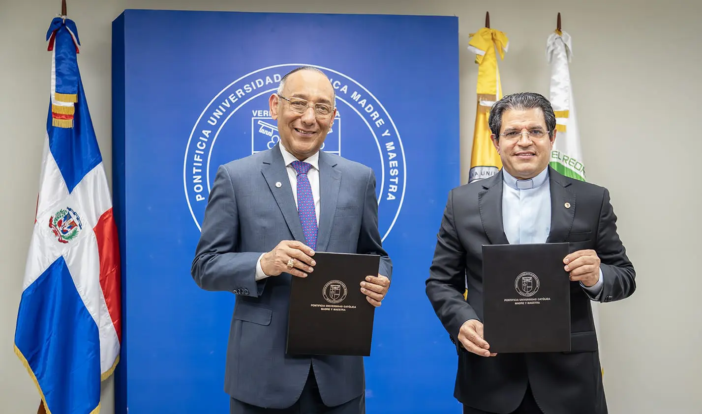 PUCMM y OPRET celebran el primer Foro de Transporte Masivo del país