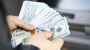 Precio del dólar y euro hoy en RD 16 de junio 2025: compra y venta