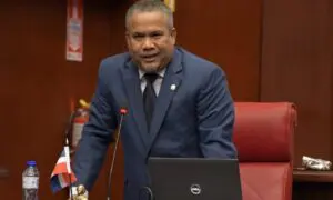 Héctor Acosta “El Torito” denuncia abandono de comunidades en Monseñor Nouel